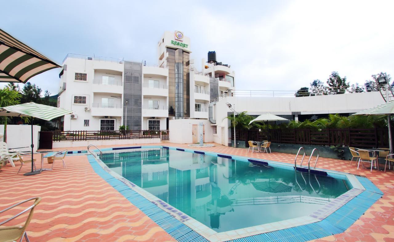 Palette - Spring Hills Resort Pirangut Bagian luar foto